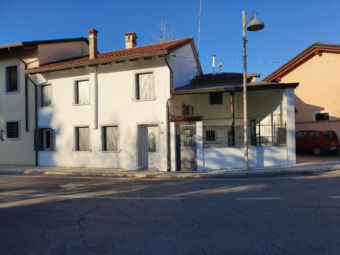 Morsano al TagliamentoHappy House Morsanoアパートメント エクステリア 写真